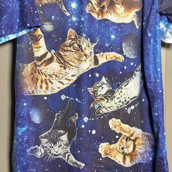 Mr. 1991INC Cat Galaxy All Over Print T-Shirt Size XL Space Kitten Tee - Picture 7 of 8